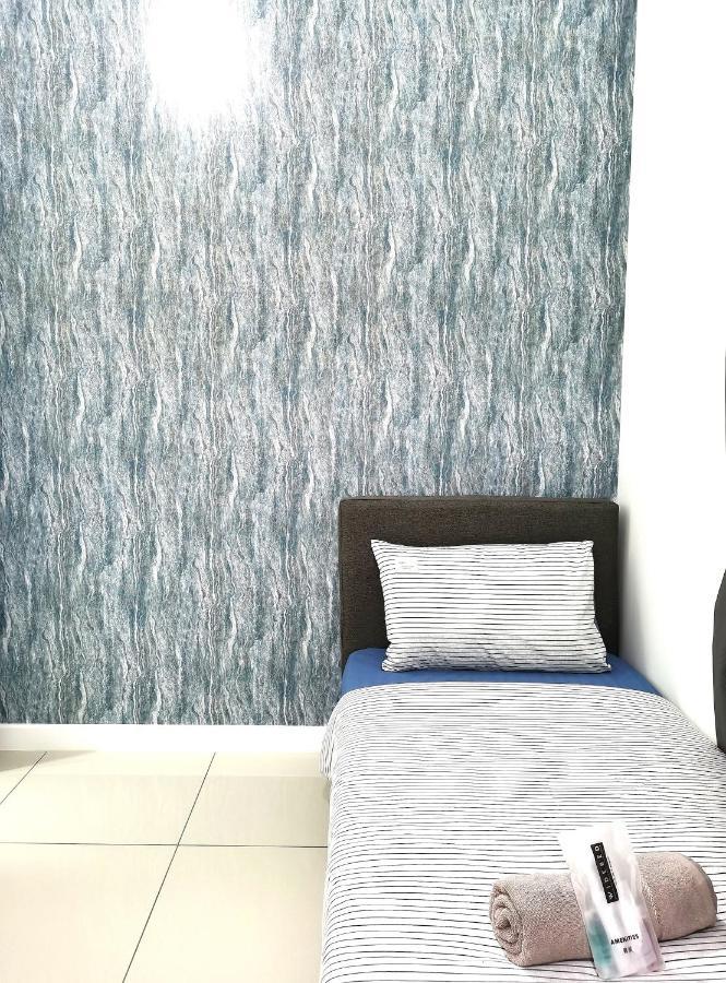 Le Pavillion Puchong By Widebed Upto 6Pax Apartamento Kuala Lumpur Exterior foto