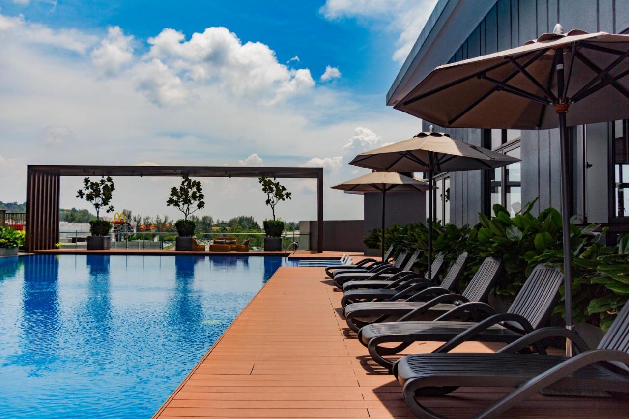 Le Pavillion Puchong By Widebed Upto 6Pax Apartamento Kuala Lumpur Exterior foto