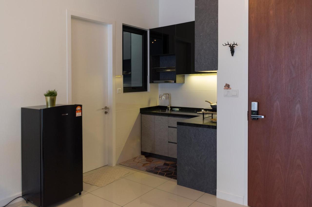 Le Pavillion Puchong By Widebed Upto 6Pax Apartamento Kuala Lumpur Exterior foto